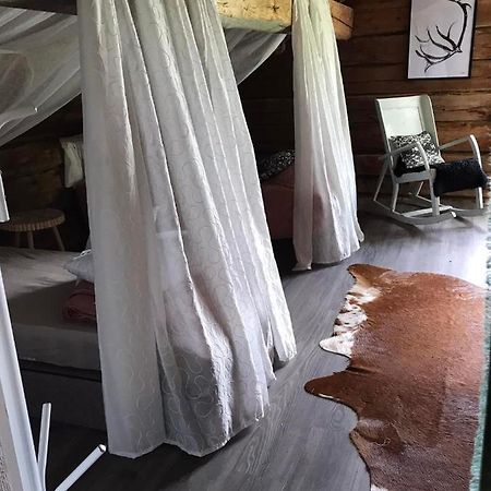 Paeivin Pirtti - Pirttikahvila Ja B&B Luosto Esterno foto