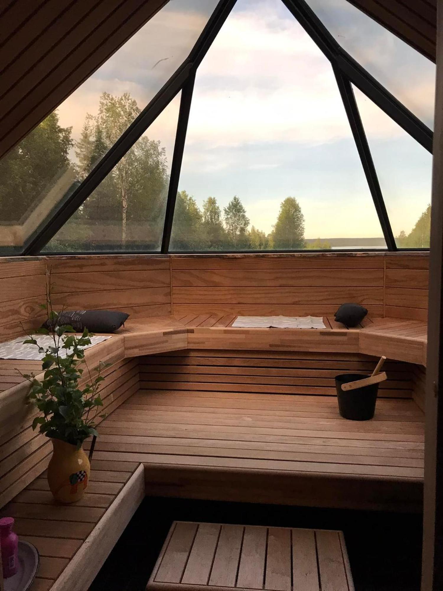 Paeivin Pirtti - Pirttikahvila Ja B&B Luosto Esterno foto